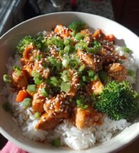 gochujang chicken bowl