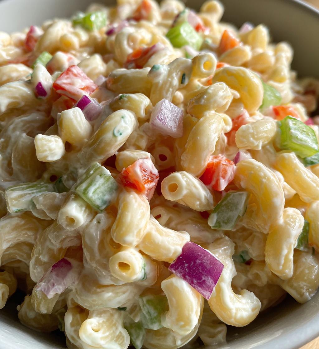 greek yogurt macaroni salad - detail 1