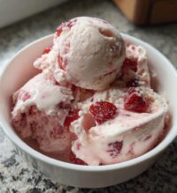 homemade strawberry ice cream