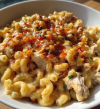 hot honey chicken mac n cheese