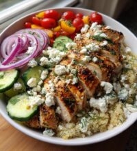 mediterranean lemon dill chicken bowls