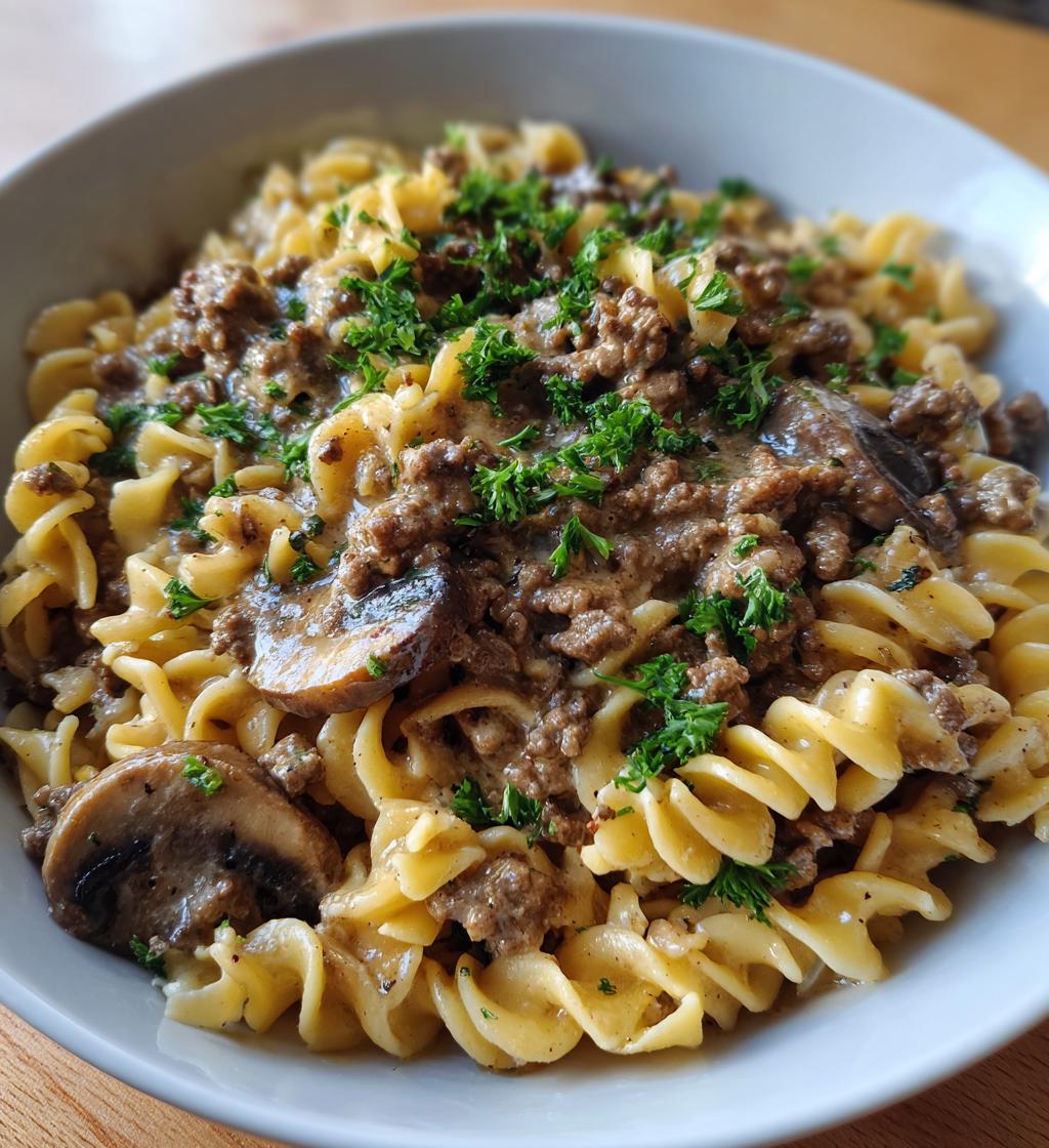 one pot ground beef stroganoff