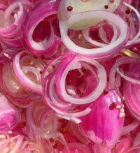 quick pickled red onions