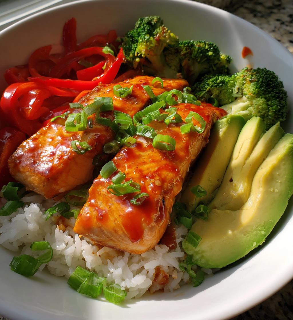sriracha honey salmon bowls - detail 1