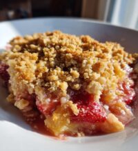 strawberry rhubarb crisp
