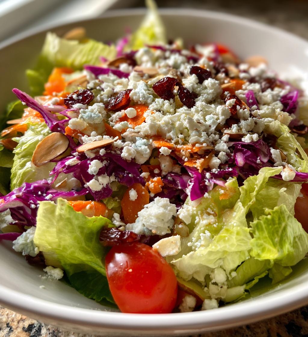 super crunch salad - detail 1