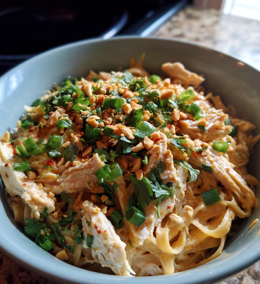 thai peanut noodles with chicken