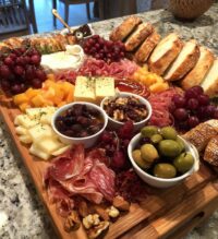 charcuterie thanksgiving board