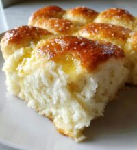 homemade thanksgiving rolls