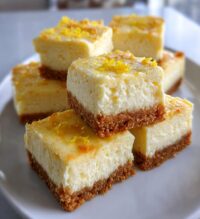 lemon cheesecake bars