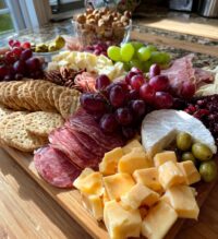 thanksgiving charcuterie board