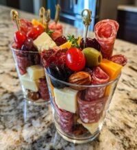 christmas charcuterie cups