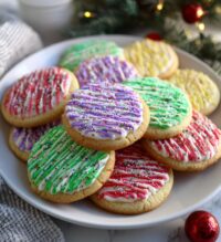 round christmas cookies decorated