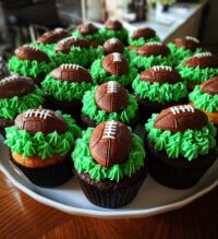 football cupcake pull apart cake