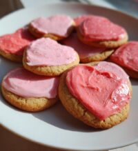 frosted valentine cookies