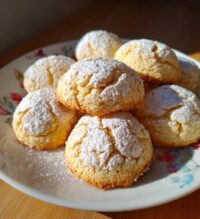 russian tea cakes